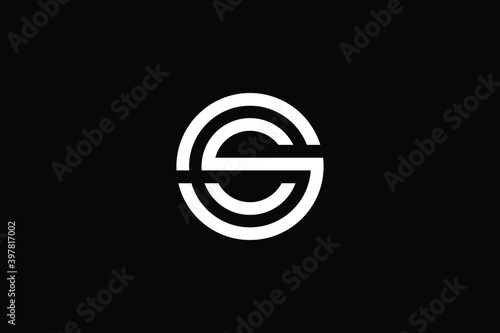 SC logo letter design on luxury background. CS logo monogram initials letter concept. SC icon logo design. CS elegant and Professional letter icon design on black background. S C CS SC