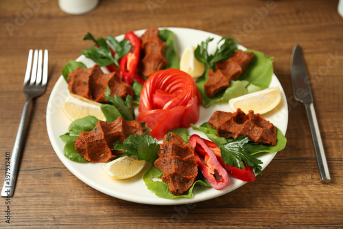 Turkish steak tartare (çiğ köfte)