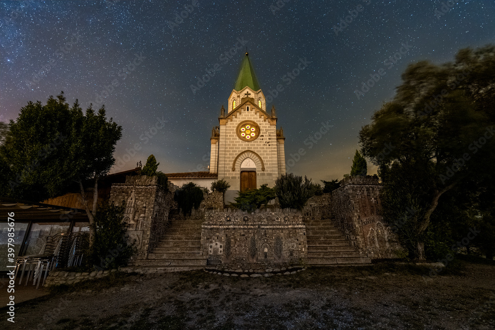 Santuari de Puig Agut de noche