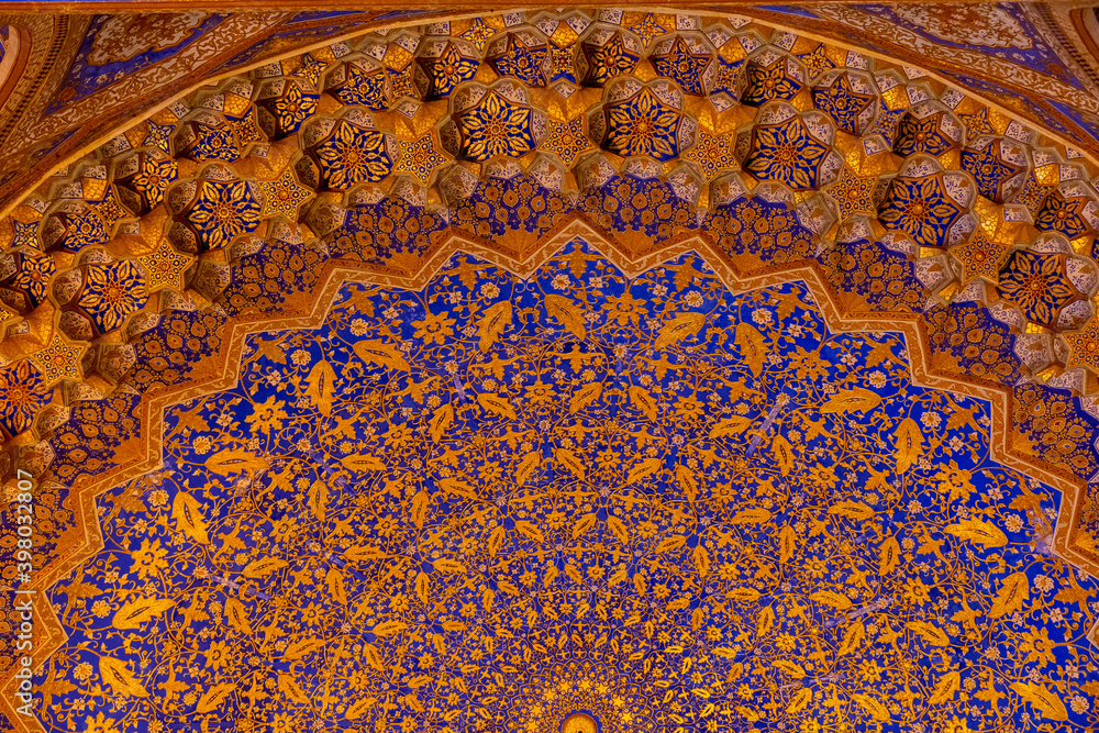 detail of the ceiling of the mosque