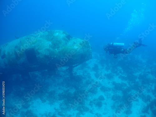 underwater scuba diver , ship Wreck , Caribbean sea © gustavo
