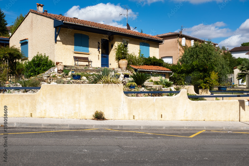 MontastruclaConseillère Dérive urbaine Stock Photo Adobe Stock