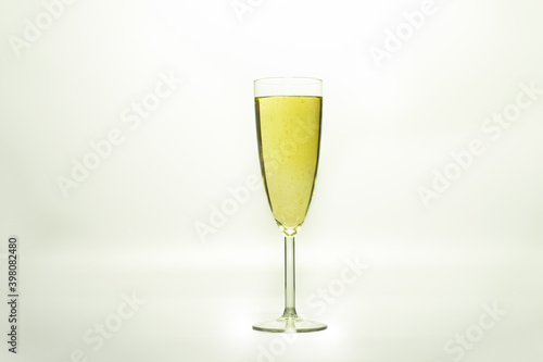 Coupe de champagne - flute de champagne - fond clair