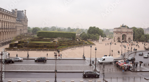  View from the second floor of the Louvre to the Place du Carrousel.It's raining