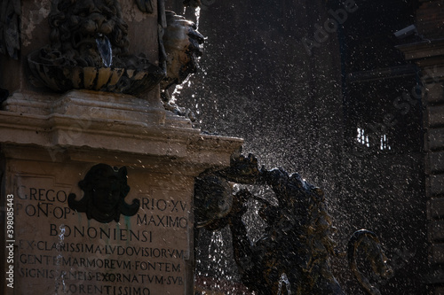 Obraz na płótnie Fontana nel centro di Faenza w salonie