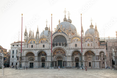 St. Mark's Basilica, exterior of the cathedral church, City of Venice, Italy, Europe © robodread