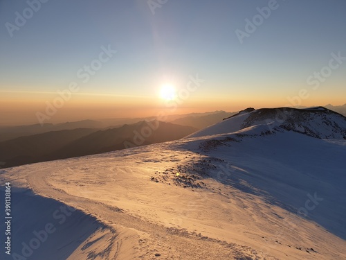 Sunrise om Elbrus