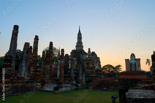 Wat Mahathat Temple, Sukhothai Province Is a temple in the area of Sukhothai since ancient times Wat Mahathat is located in the Sukhothai Historical Park. © Kittipong