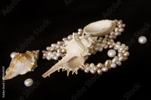 beads from pearls - the best jewelry for a woman