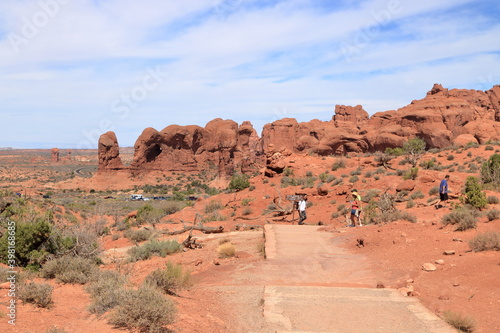 Double Arch hiking trail, Arches National Park, Utah