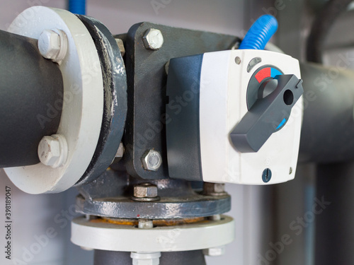 Electric three way ball valve on pipe