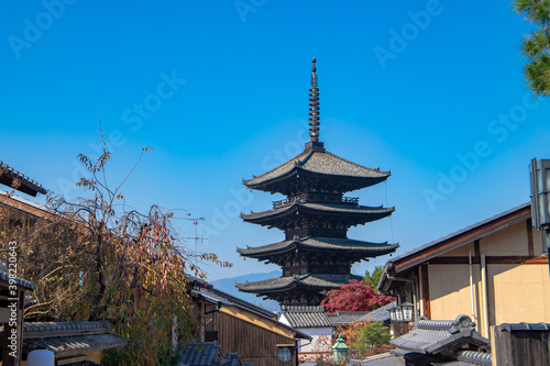 京都 産寧坂から見る八坂の塔