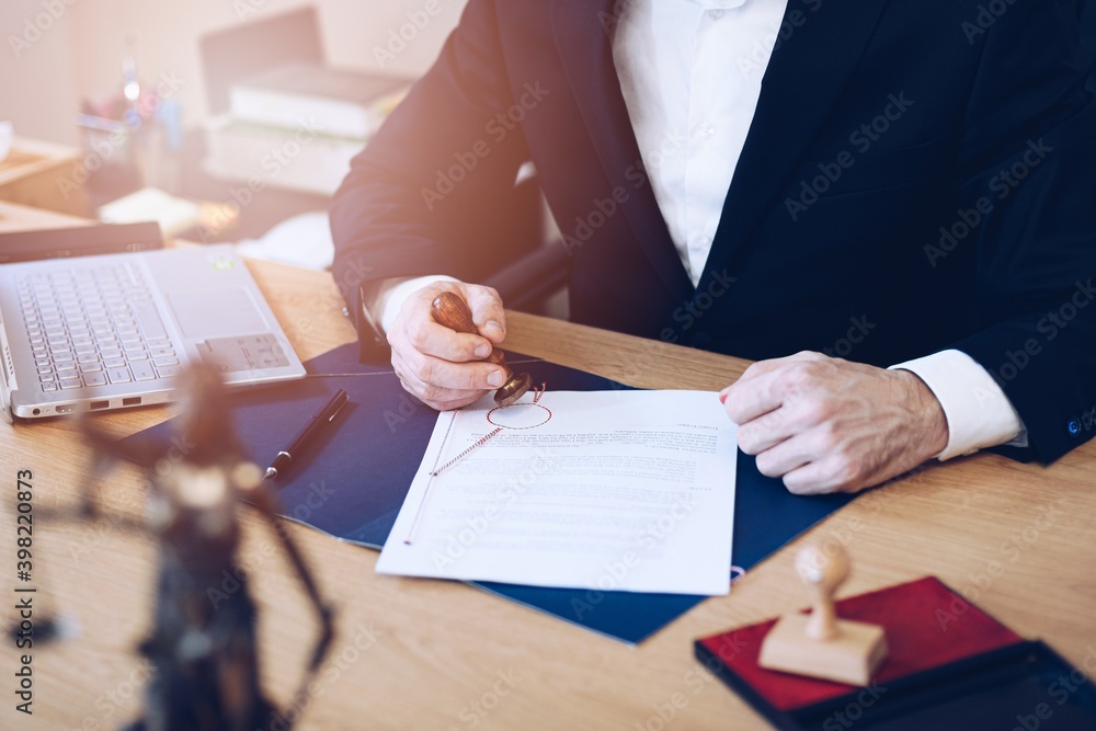 Notary public lawyer authorizing contract or testament