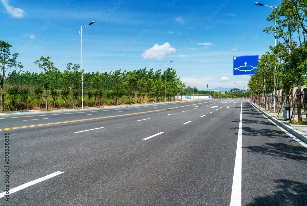 Fototapeta premium Empty urban road and buildings in China