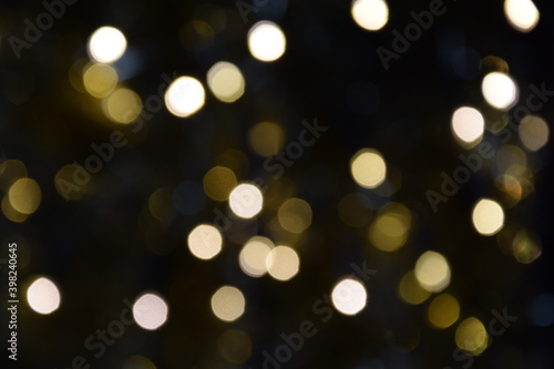 Tło rozmyte ciepłe światła bokeh, background dark with warm lights blurred