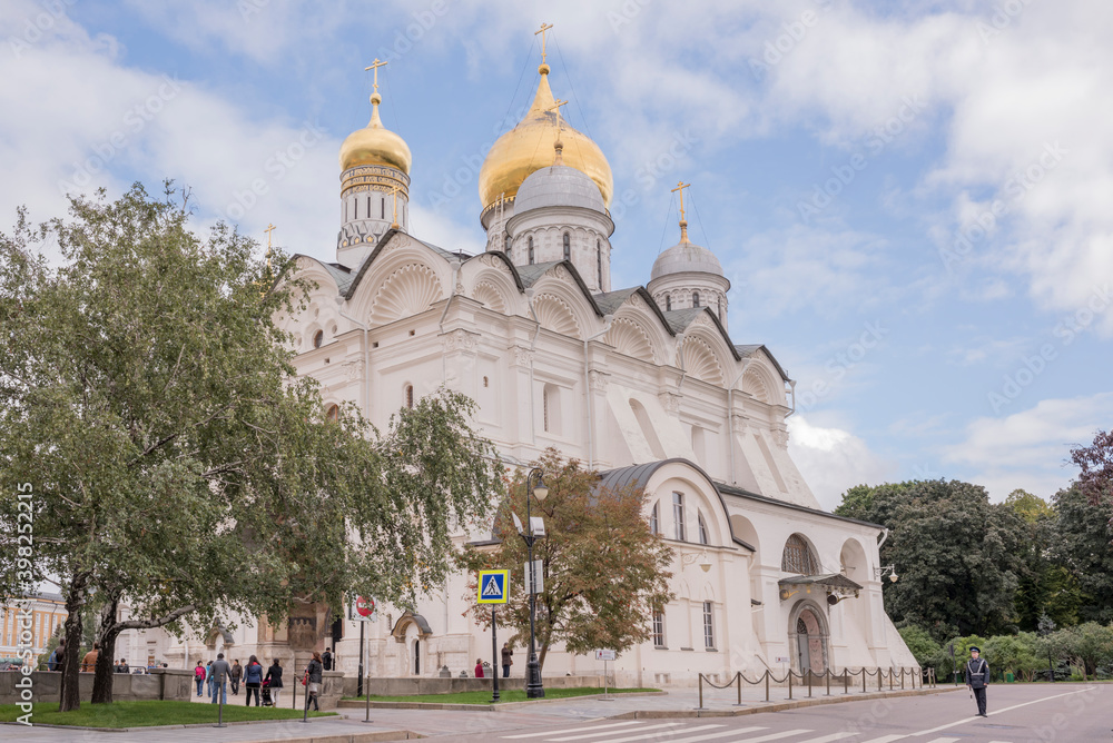 Kremlin. Archangel Cathedral.Tourists visiting the sights