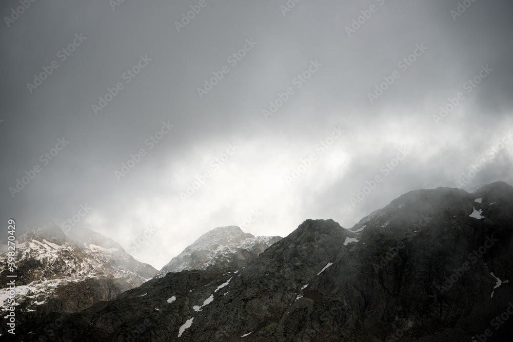 Peaks in the Spanish Pyrenees Peaks in the Spanish Pyrenees