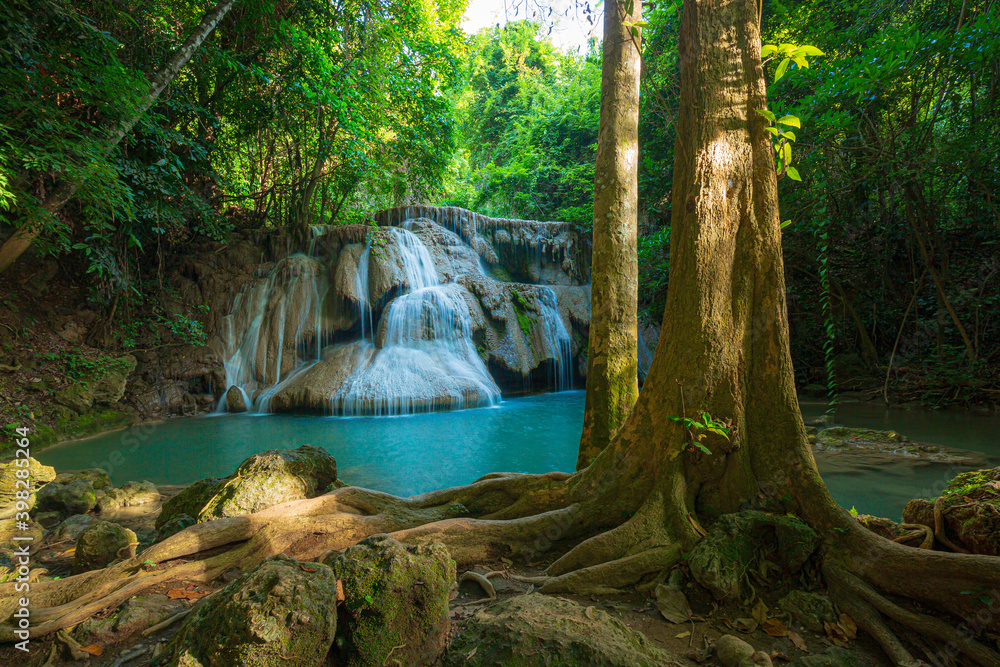 Naklejka premium Waterfalls in the tropical rain forest call is Huay Mae Khamin Waterfall , Kanchanaburi Provice , Thailand