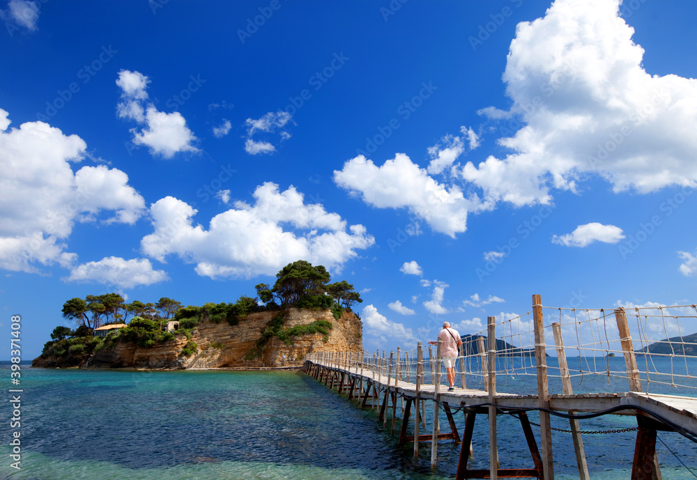 Obraz premium Hanging bridge to the island, Zakhynthos in Greece