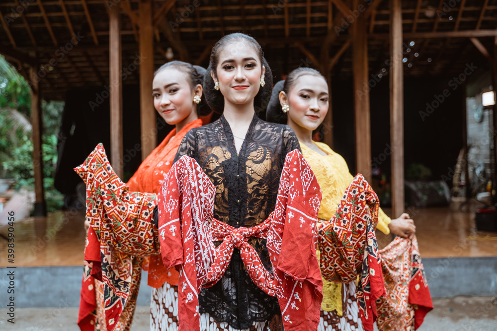 Javanese clothes top