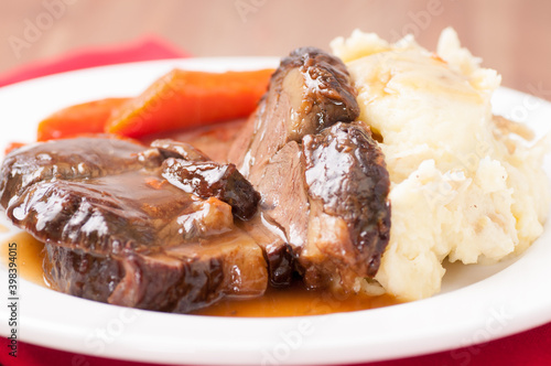 pot roast with mashed potatoes