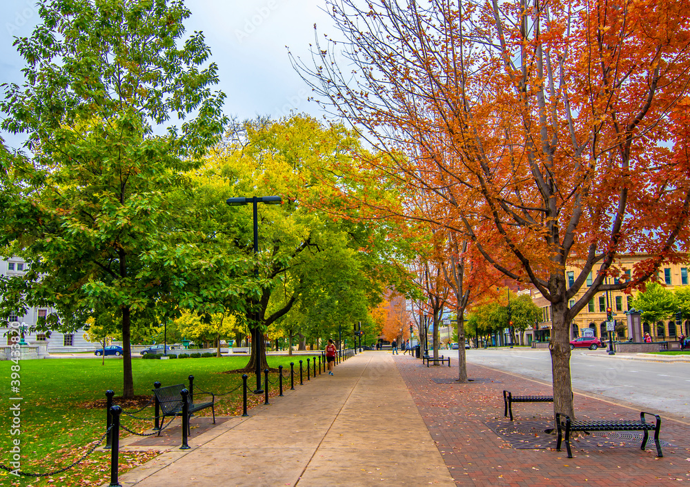 Fototapeta premium Madison City street view in Wisconsin of USA