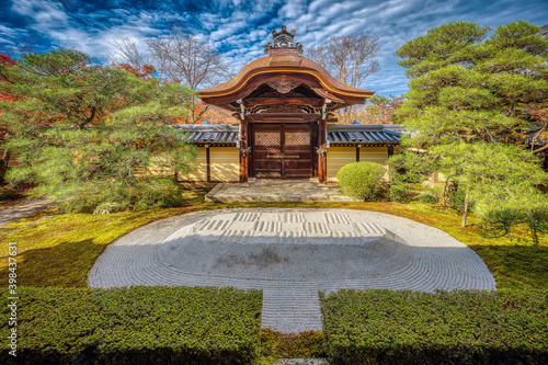 Autumn colors, traditional garden design, at Eikan-do Zenrin-ji Temple, Kyoto, Japan