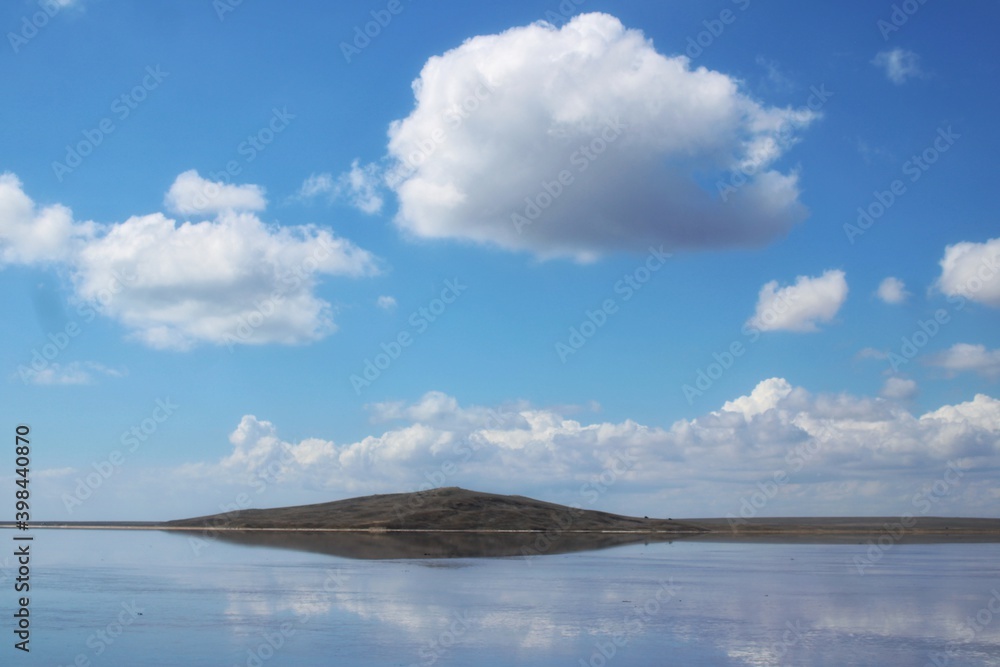 clouds over the lake
облака над соленым озером, Крым