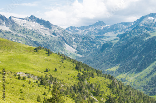 Huge and beautiful Pyrenees landscape © Felix