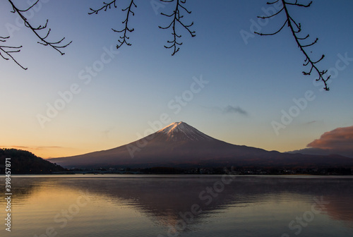 Reflection of Mt.Fuji © idmanjoe