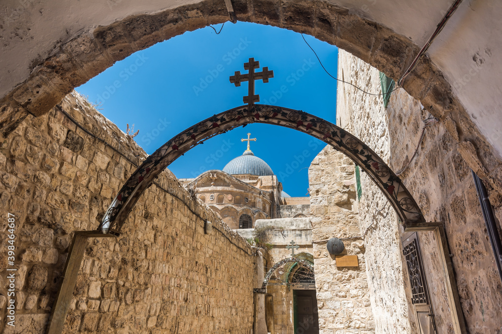 Φωτογραφία The 9th station of the cross in Via Dolorosa at the entree to the Coptic Orthodox Patriarchate, St