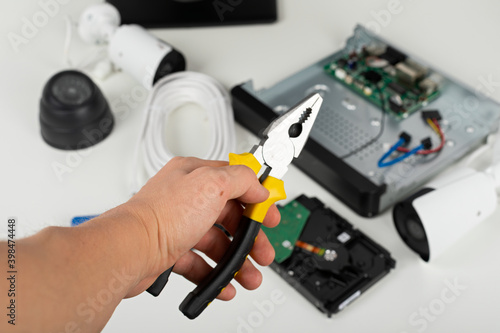 Wallpaper Mural Security camera setup Torontodigital.ca