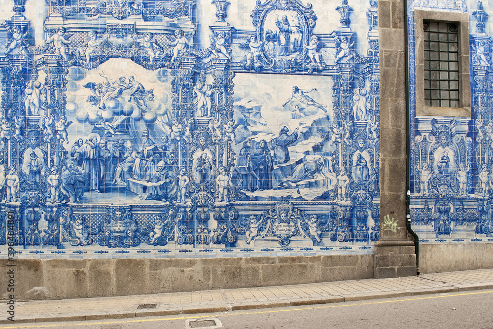 Capela Das Almas, outside wall covered with azulejos, Porto, Portugal, Unesco World Heritage Site