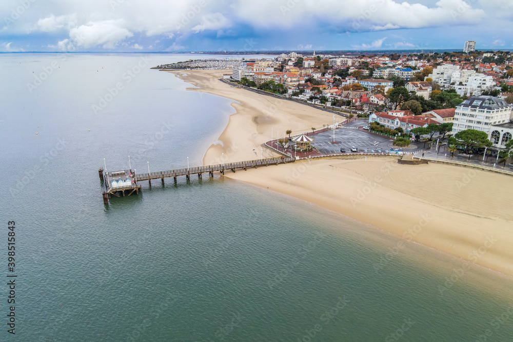 View of Arcachon and the Eyrac Pier, Arcachon bay, Aquitaine, France
