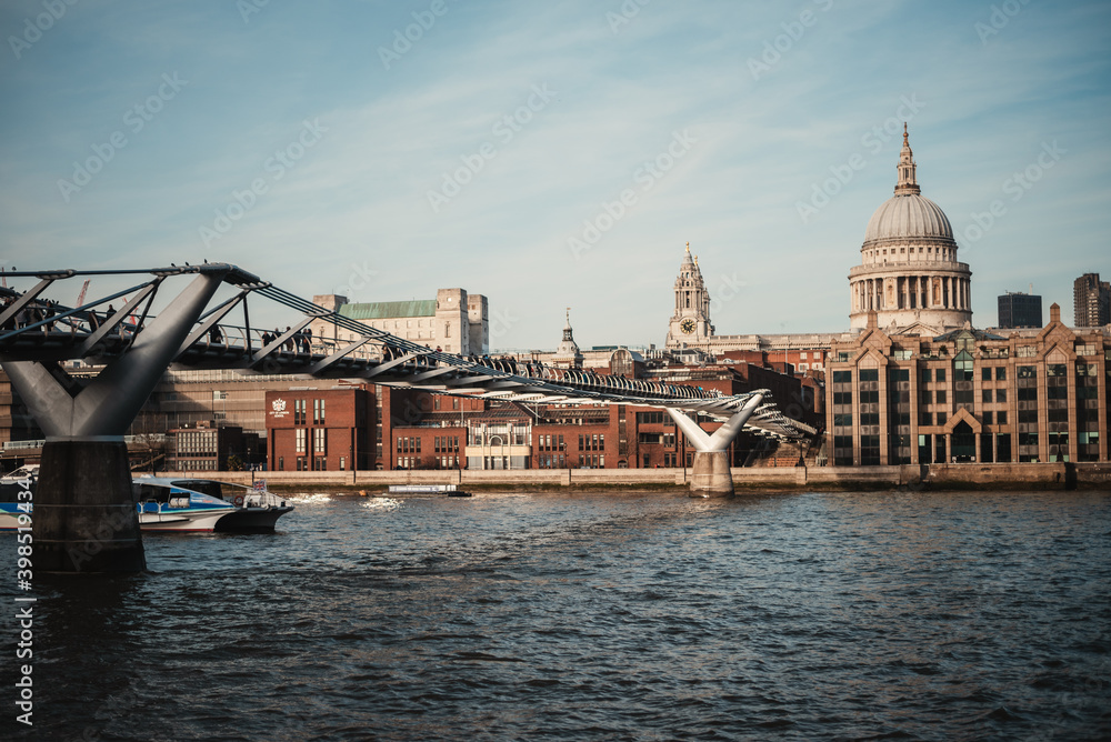 london, thames river and bridge