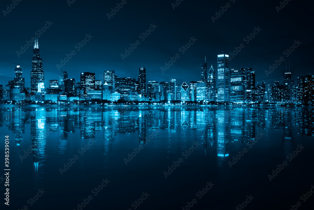 Obraz premium Chicago Skyline and Winter Cold Nights in Blue
