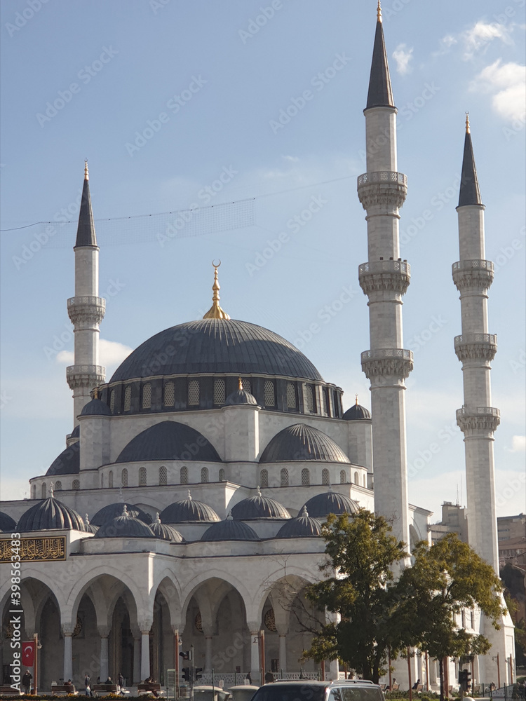 Obraz premium One of the historical mosque that has a beautiful architectural character