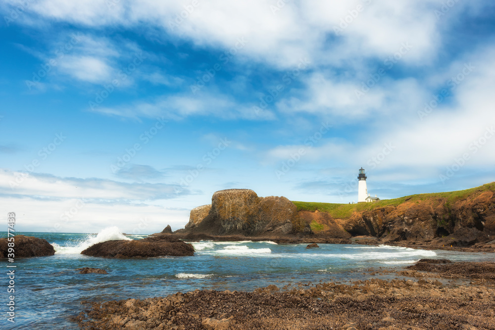 Yaquina Head Lighthouse view from Cobble Beach