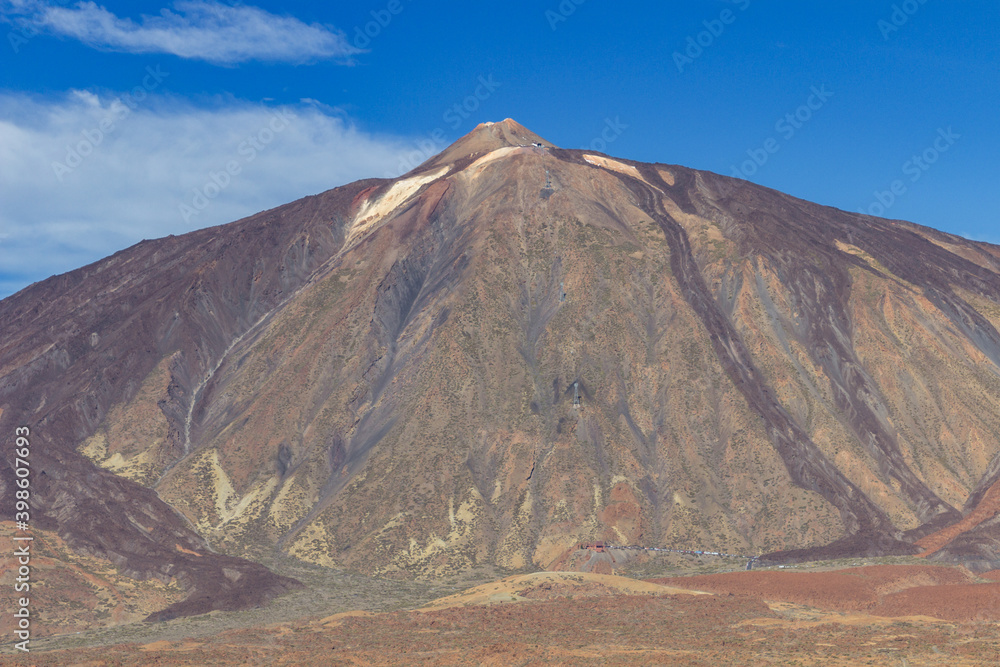 Obraz premium Views from Guajara mountain and surrounding area near Teide in Tenerife (Spain)