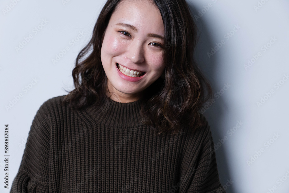 クールな女性 クールな女性