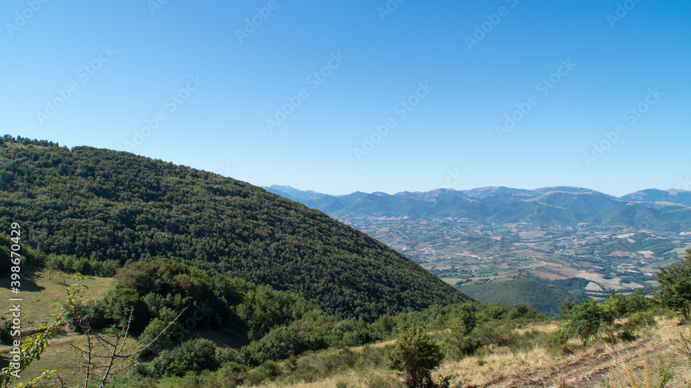 Panorama a Poggio San Romualdo Frazione di Fabriano nelle Marche Panorama a Poggio San Romualdo Frazione di Fabriano nelle Marche