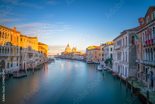 Grand Canal and Basilica Santa Maria della Salute in afternoon light  © Pawel Pajor