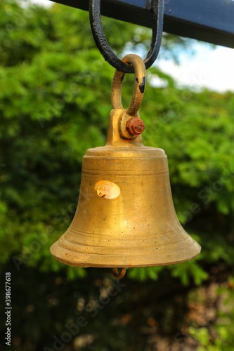 bell on the roof © Mike Uteshev