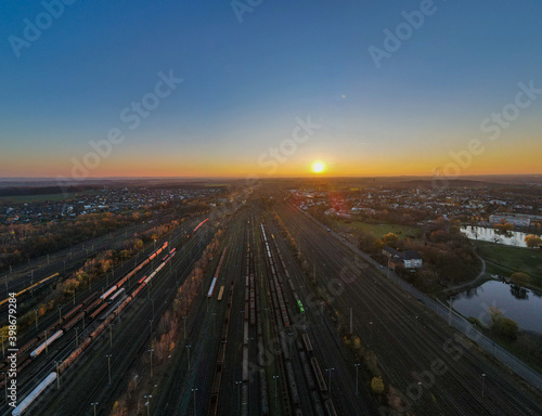 Sonnenuntergang am Güterbahnhof in Hamm Westfalen - Drohnenaufnahme Architekturfotografie