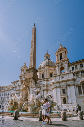 Photography Piazza Navona in Rome, Italy Europe in the morning, couple on city trip Rome