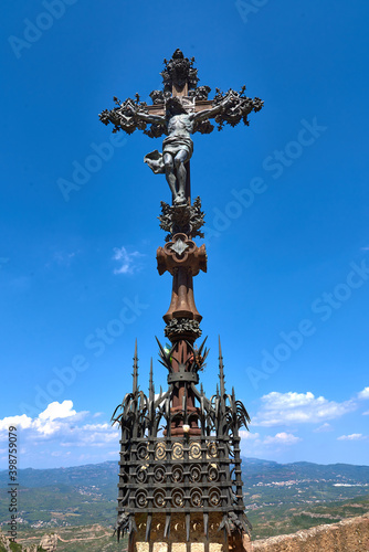 Crucifixion by Josep Puig and Cadafalch in Montserrat