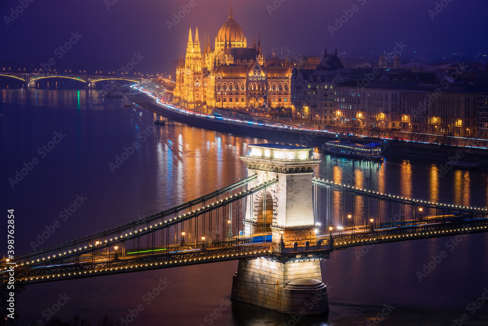 Chain Bridge and the Hungarian Parliament in Budapest 