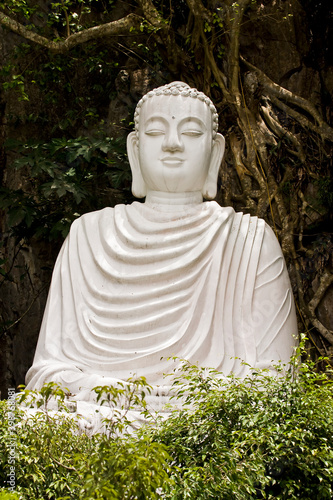 Buddha statue, Marble Mountains, Hoi An, Vietnam, Asia © Reise-und Naturfoto