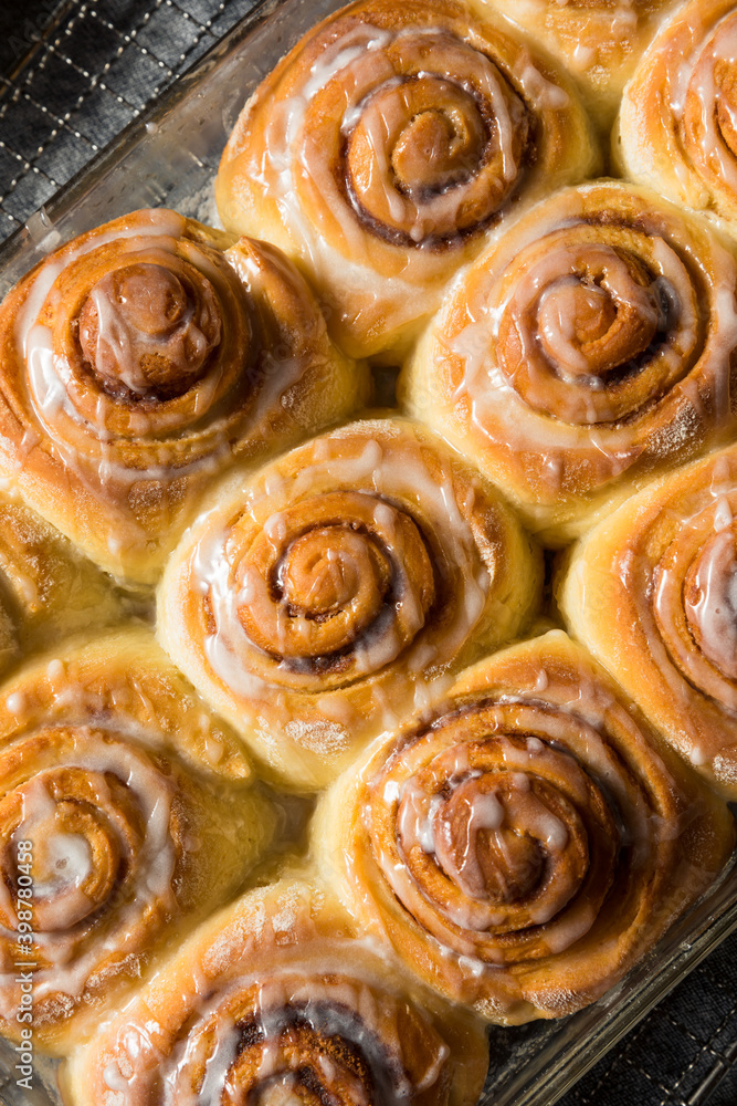 Sweet Homemade Cinnamon Rolls Sweet Homemade Cinnamon Rolls