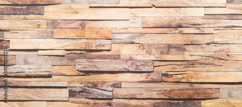 Panorama de fond de bois clair pour création d'arrière-plan avec rayures horizontales. Effet planches de sapins. photo